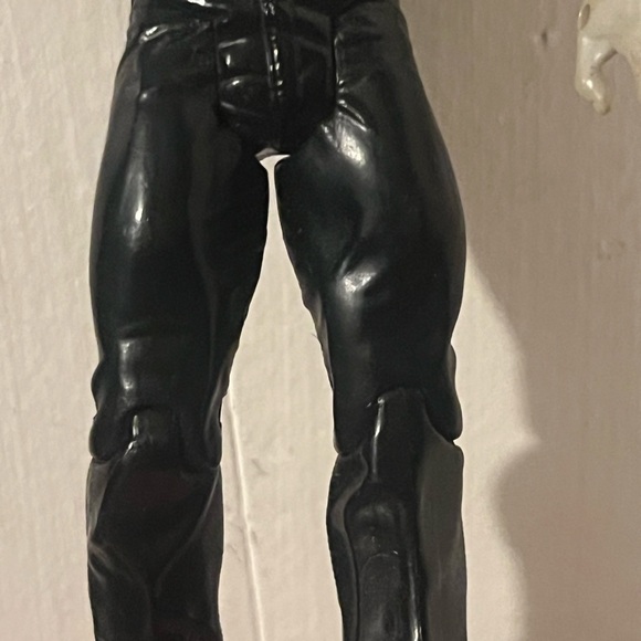 WWE UNDERTAKER BLACK AND WHITE FIGURE 2003 JAKKS Canada Exclusive Grey Gray RARE - Picture 6 of 9